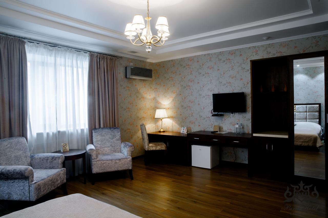 Park Hotel Karagandy Exterior foto